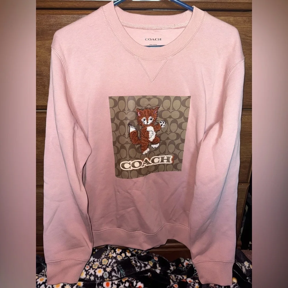 COACH Signature Kitten Crewneck Light Rose EUC - Picture 1 of 4